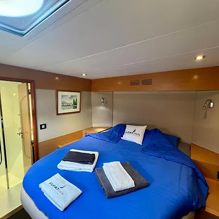 Floatinn Boat-bnb Genève