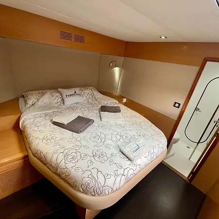 Floatinn Boat-bnb