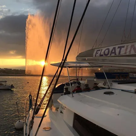Floatinn Boat-bnb