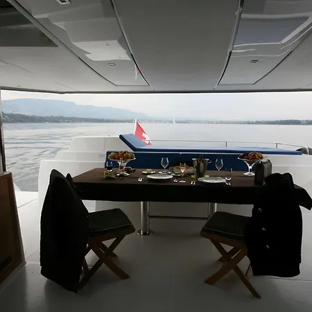 Bateau-hôtel Floatinn Boat-bnb